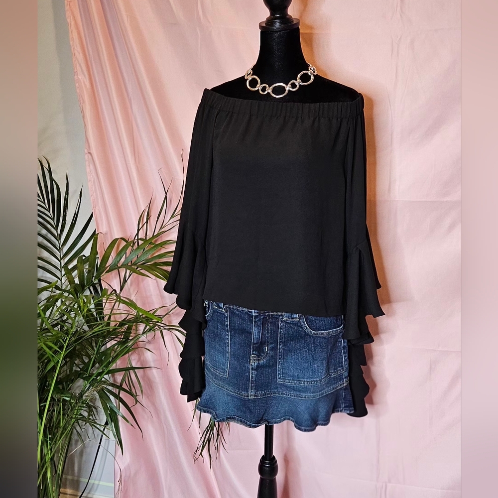 TWO'E Black Off Shoulder Top Bell Ruffle Sleeves Size 36